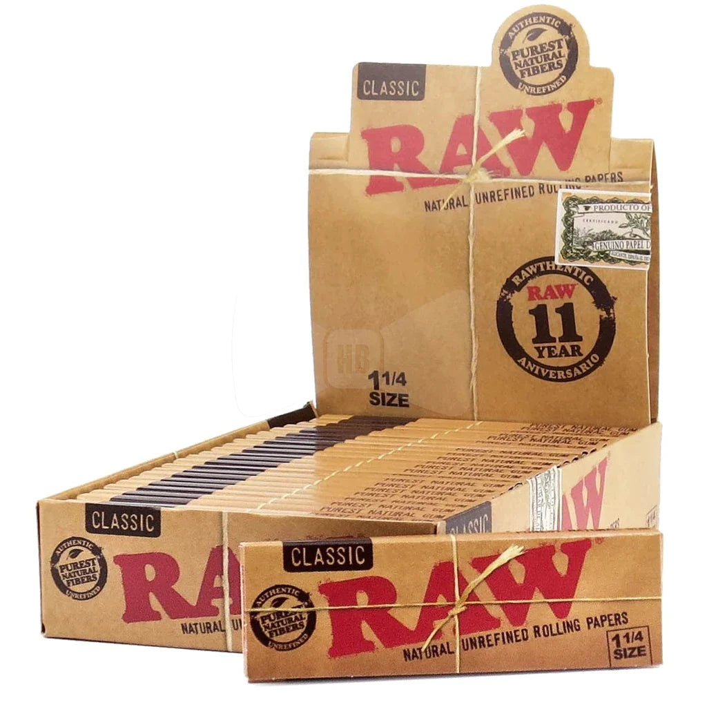 Raw Classic 1 1/4 Size Brown Rolling Papers